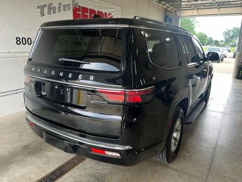 Used 2023 Jeep Wagoneer 4WD w/ Convenience Group I image 5