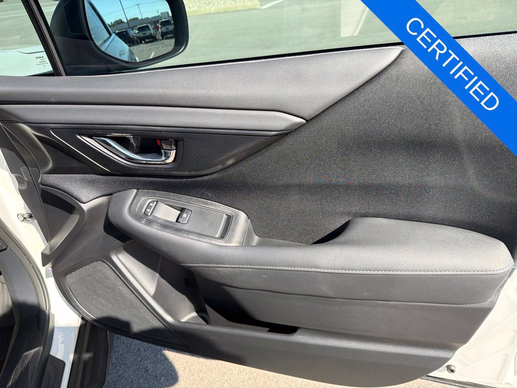 Certified 2025 Subaru Outback Premium AWD/4WD image 8