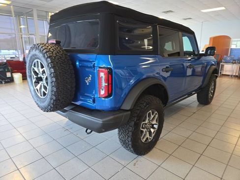 Used 2023 Ford Bronco Badlands AWD/4WD image 8