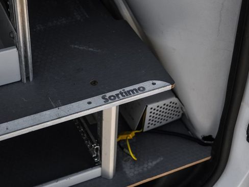Used 2016 Ford Transit Connect XL FWD image 33