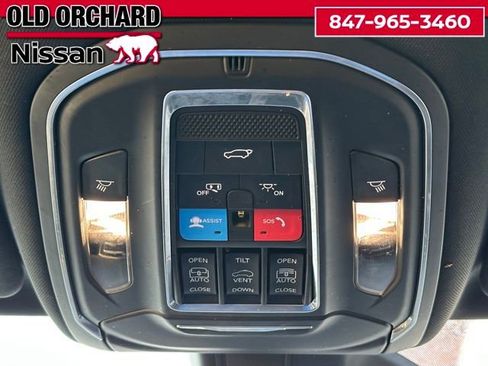 Used 2022 Jeep Wagoneer Series III w/ Premium Group I image 16