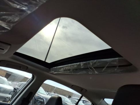 New 2025 Nissan Altima 2.5 SR image 10