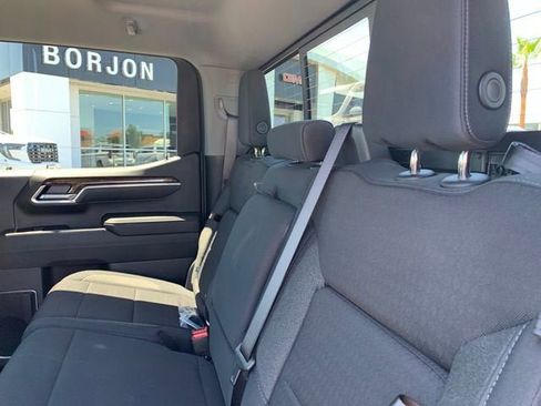 New 2026 GMC Sierra 1500 Elevation w/ Preferred Package AWD/4WD image 11