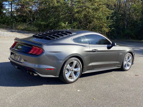 Used 2018 Ford Mustang GT Premium w/ Equipment Group 401A image 8