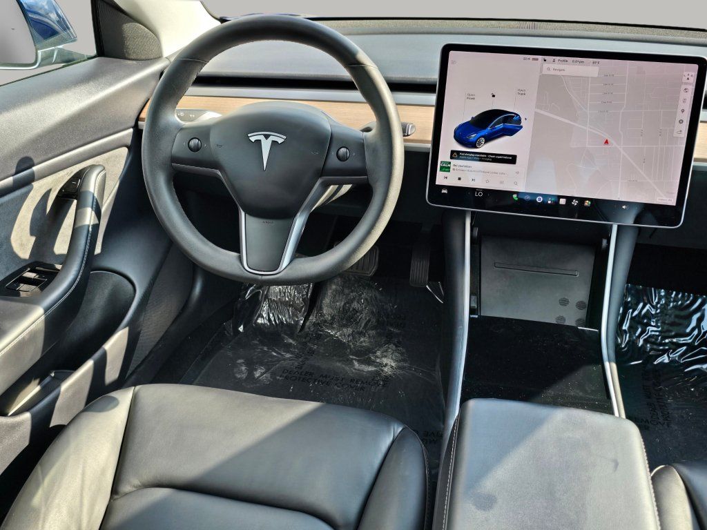 Used 2020 Tesla Model 3 Long Range AWD/4WD image 3