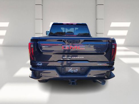 New 2026 GMC Sierra 2500 AT4 w/ AT4 Premium Plus Package image 5