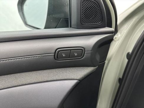 New 2025 Hyundai Santa Cruz Limited image 12