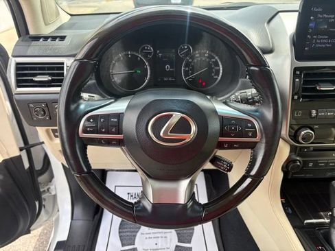 Used 2023 Lexus GX 460 Premium AWD/4WD image 16