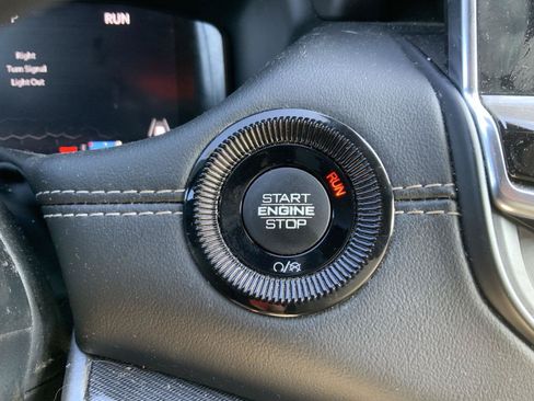 Used 2023 Jeep Compass High Altitude AWD/4WD image 29