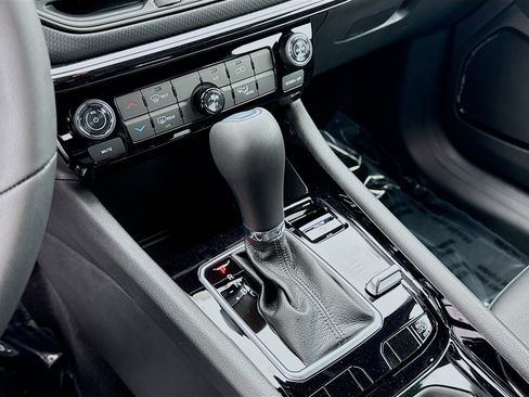 New 2026 Jeep Compass Limited image 11