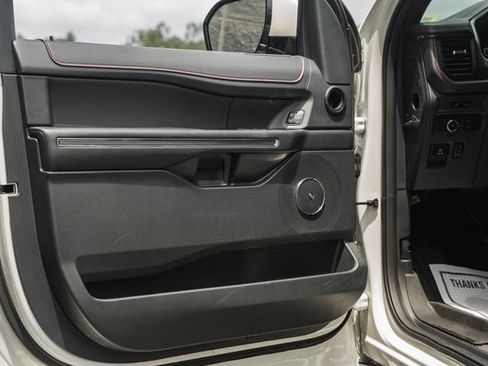 Used 2024 Ford Expedition Limited AWD/4WD image 50