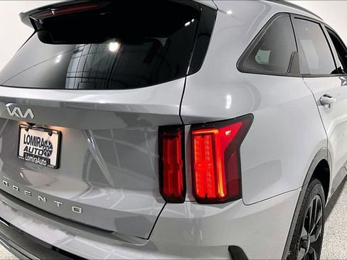 Used 2022 Kia Sorento SX AWD/4WD image 25