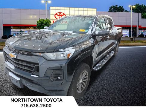 Used 2023 Chevrolet Colorado LT w/ LT Convenience Package II image 14