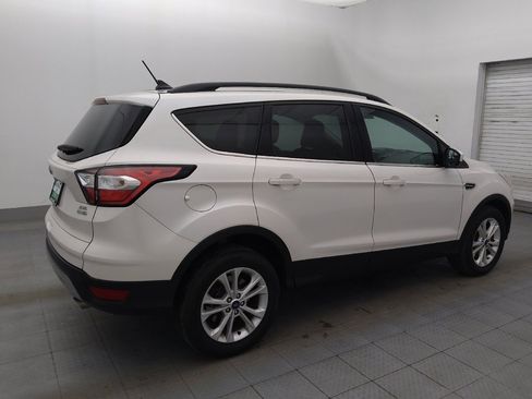 Used 2018 Ford Escape SEL image 10