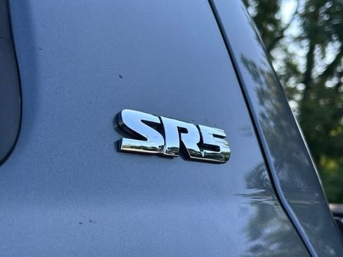 Used 2018 Toyota Tundra SR5 w/ TRD Off Road Package AWD/4WD image 14