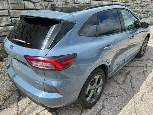 Certified 2023 Ford Escape ST-Line w/ Tech Pack #1 AWD/4WD image 5