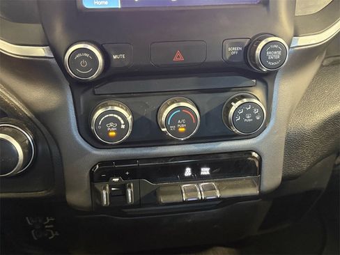 Used 2022 RAM 2500 Big Horn image 17