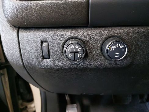 Used 2022 GMC Canyon Elevation image 25