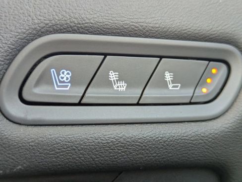 Used 2021 Cadillac Escalade Sport w/ Driver Assist Tech Package image 29