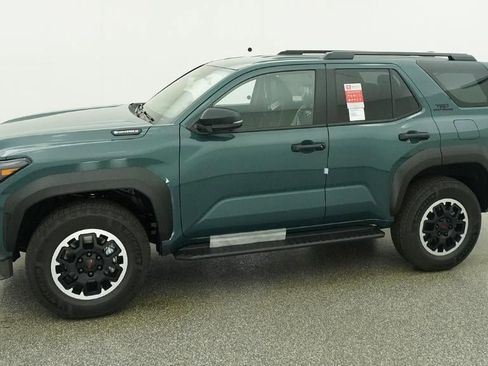 New 2026 Toyota 4Runner TRD Off-Road Premium AWD/4WD image 2