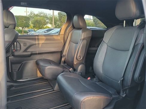 Used 2023 Toyota Sienna XSE image 15