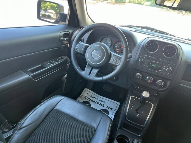 Used 2017 Jeep Patriot Sport w/ Power Value Group FWD image 27