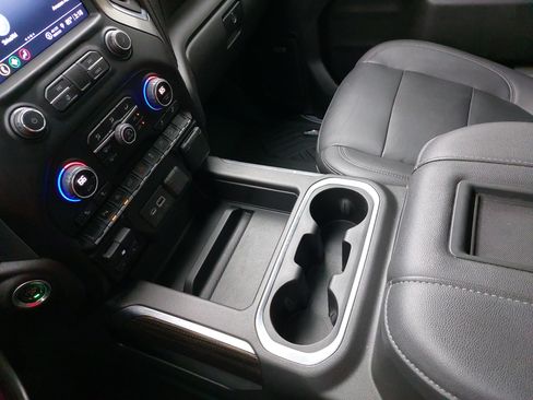 Used 2021 Chevrolet Silverado 1500 LT Trail Boss w/ Convenience Package II AWD/4WD image 25