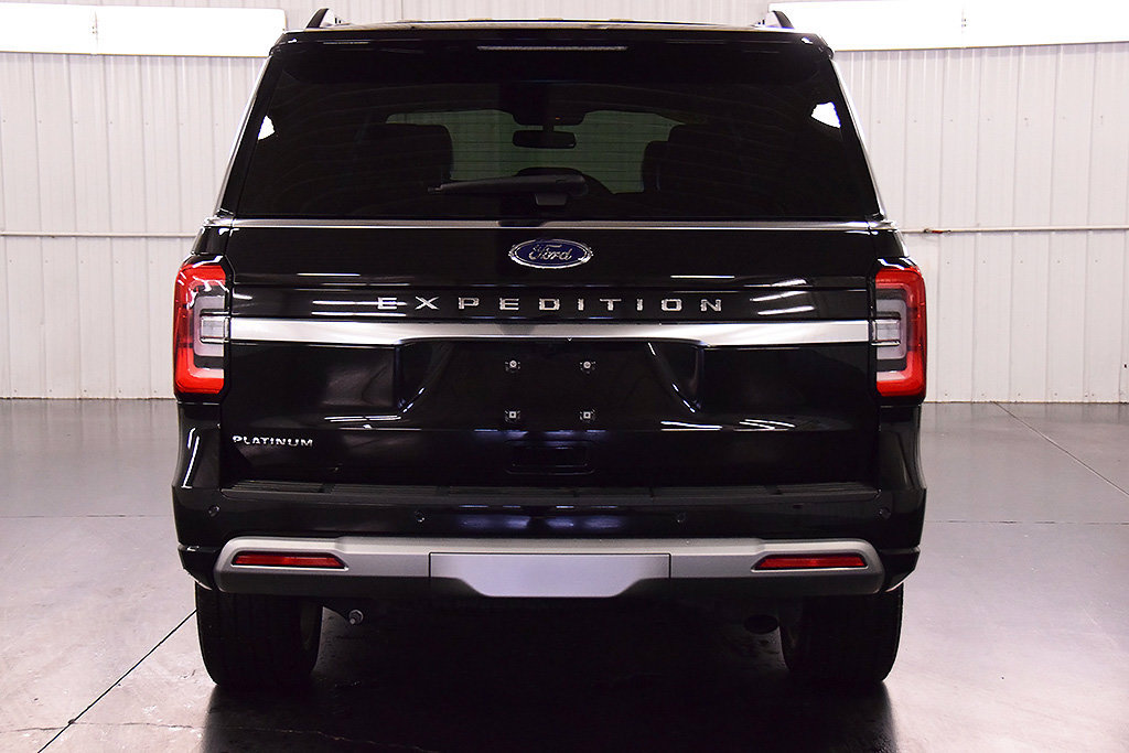 Used 2024 Ford Expedition Platinum AWD/4WD image 6