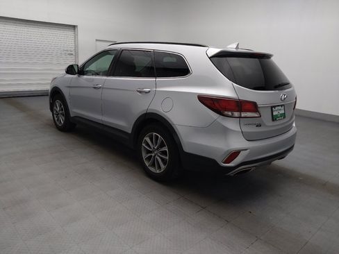 Used 2019 Hyundai Santa Fe XL SE FWD image 3