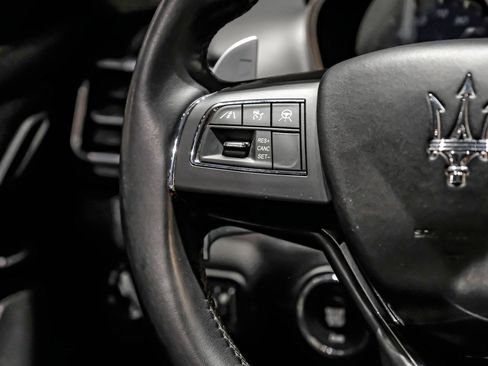 Used 2018 Maserati Ghibli S GranLusso AWD/4WD image 18
