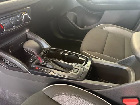 Used 2025 Chevrolet TrailBlazer LT image 43