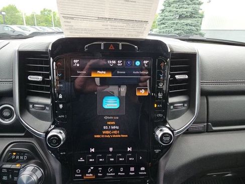 Used 2023 RAM 1500 Laramie image 40