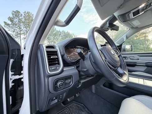 Used 2025 RAM 1500 Tungsten w/ Off Road Group AWD/4WD image 26