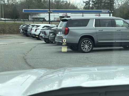 Used 2021 GMC Sierra 1500 Denali w/ Denali Ultimate Package image 37