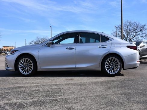 Certified 2023 Lexus ES 350 Ultra Luxury image 4