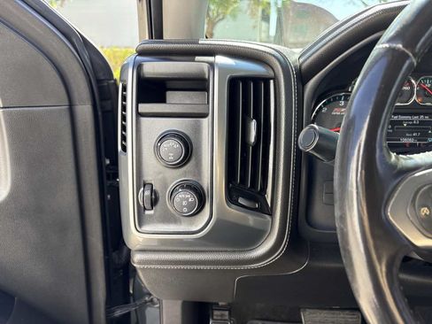 Used 2017 Chevrolet Silverado 1500 LTZ Z71 w/ LTZ Plus Package AWD/4WD image 20