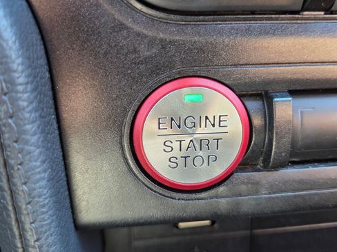 Used 2019 Ford Mustang Coupe image 33