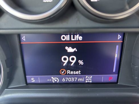 Used 2022 Chevrolet Silverado 1500 LTZ w/ LTZ Convenience Package II AWD/4WD image 33