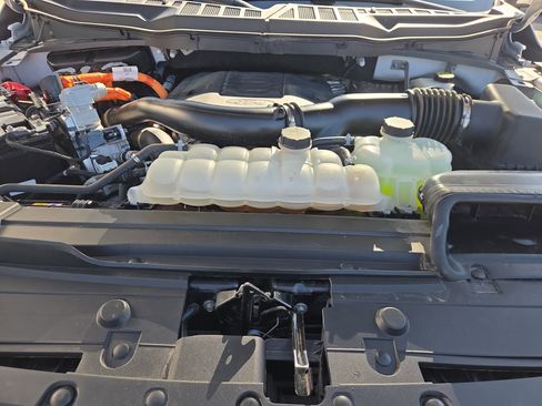 Used 2023 Ford F150 4x4 SuperCrew Hybrid image 20