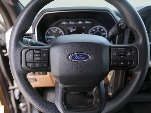 Used 2023 Ford F150 XLT image 15