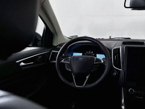 Used 2024 Ford Edge Titanium AWD/4WD image 11