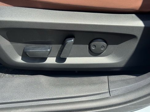 New 2025 Mitsubishi Outlander SEL image 26