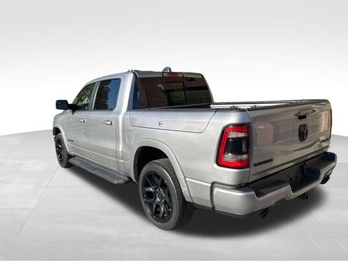 Used 2022 RAM 1500 Laramie AWD/4WD image 3