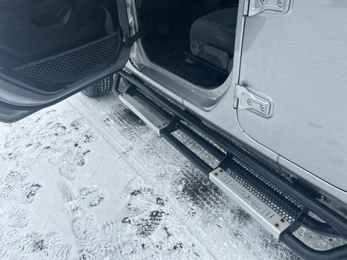 Used 2019 Jeep Wrangler Unlimited Sport S image 29