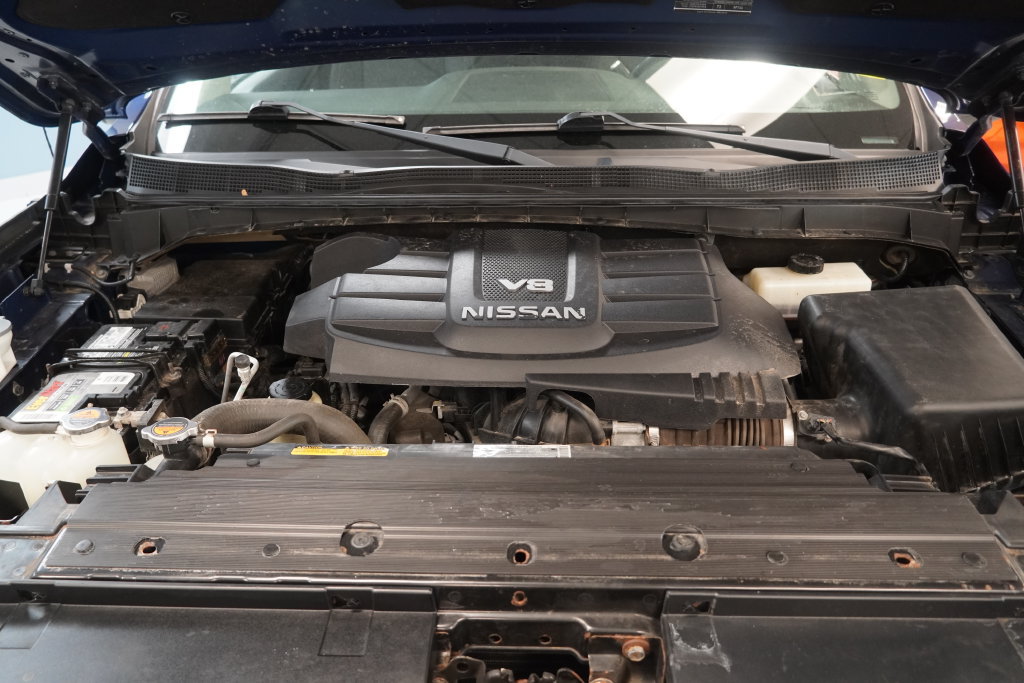 Used 2018 Nissan Titan SV w/ SV Convenience Package AWD/4WD image 43