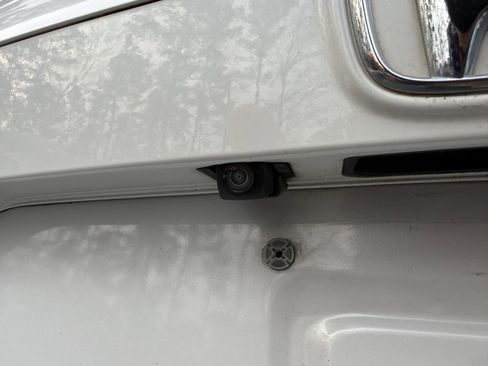 Used 2019 Honda Accord Sport image 10