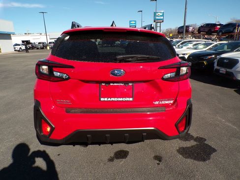 Used 2025 Subaru Crosstrek 2.0i Premium image 3