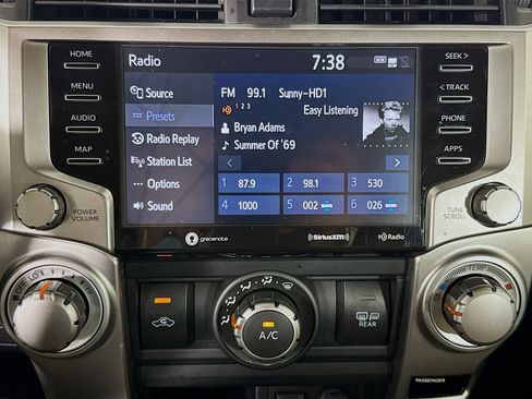 Used 2021 Toyota 4Runner SR5 Premium w/ Moonroof Package RWD image 16