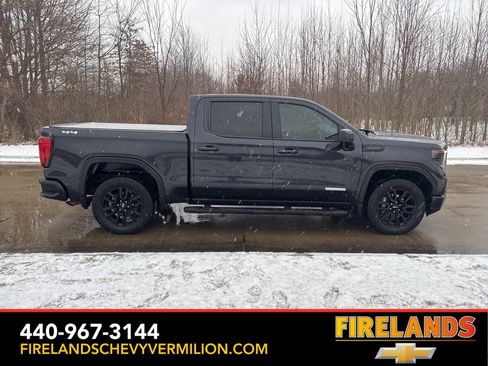 Used 2024 GMC Sierra 1500 Elevation image 10
