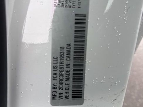 New 2026 Chrysler Pacifica Pinnacle image 22